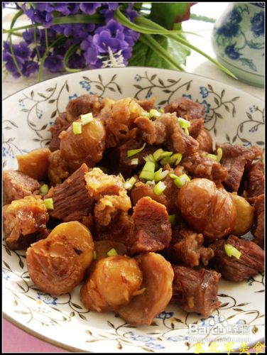 一道极具补肾功效的御寒菜——板栗牛肉