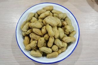 如何制作盐水花生