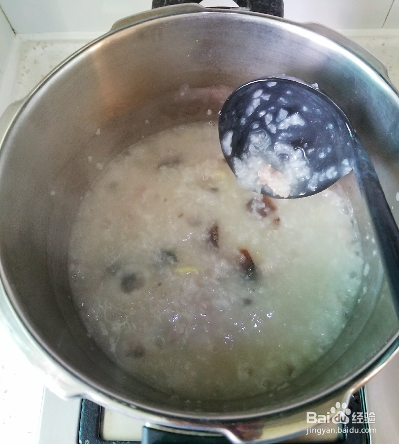 自己做皮蛋瘦肉粥