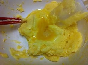 蔓越莓饼干的制作过程和注意事项