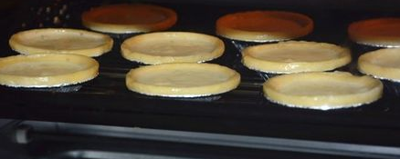 嫩嫩美味蛋挞的做法