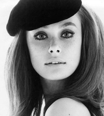 怎样给额头护肤