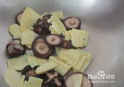 蚝油鲜笋面筋的做法