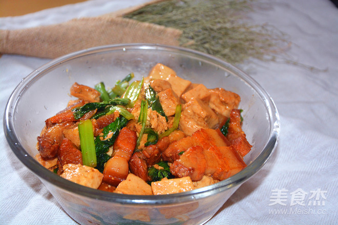 五花肉烧豆腐