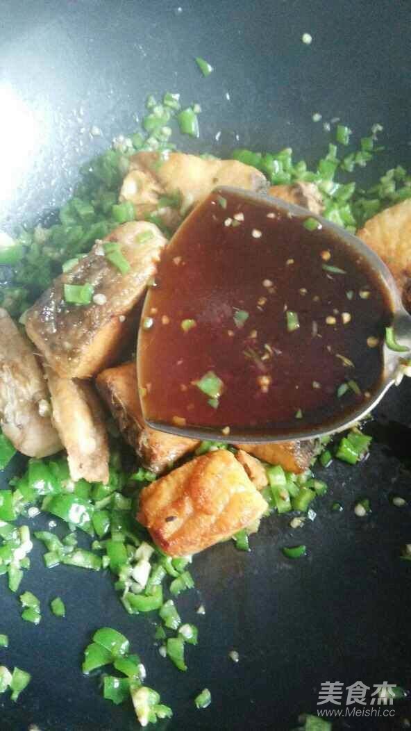 青椒豆豉焖草鱼