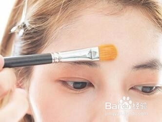 收起你的“放飞自我”好好化个妆，你也是女神