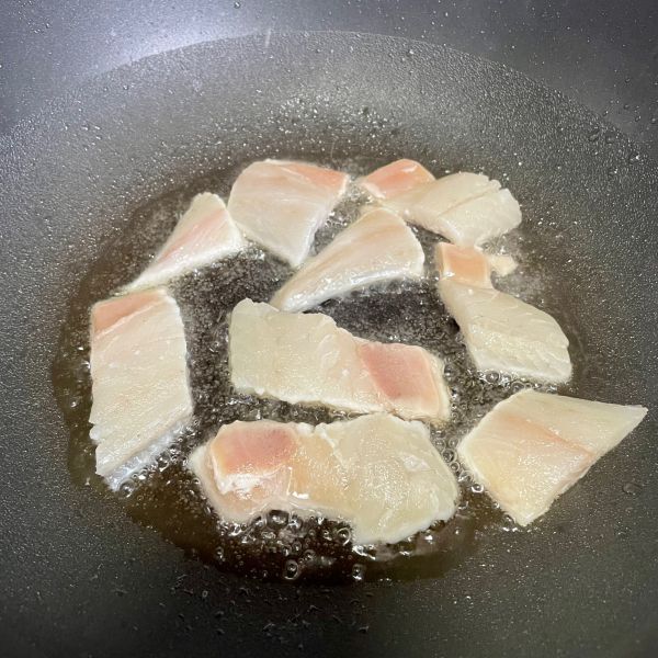 红烧黄花鱼柳焖年糕