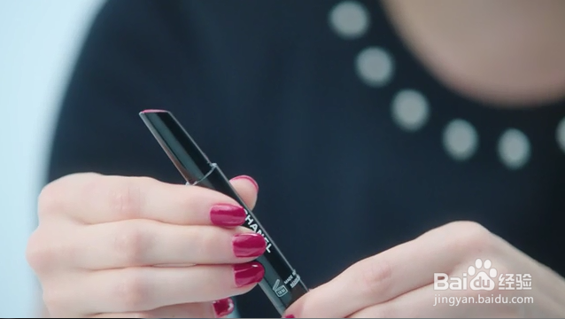 香奈儿唇膏笔怎样涂
