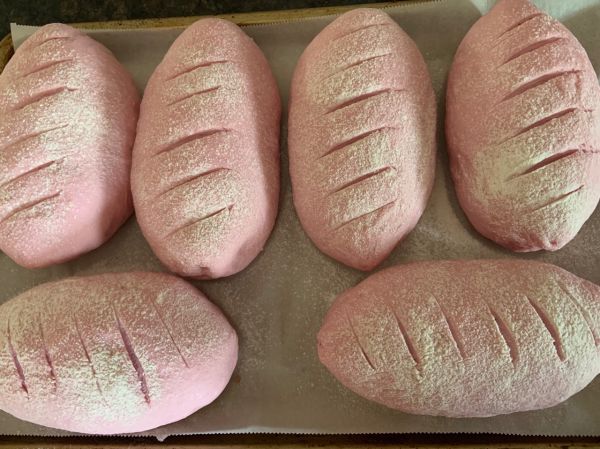 火龙果麻薯芋头欧包