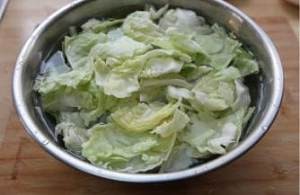 炝炒包心菜的制作方法