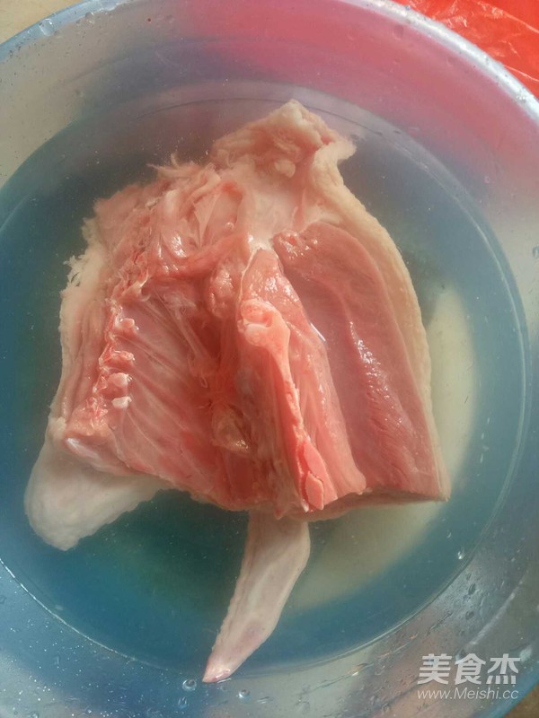 仔姜炒鸭的做法