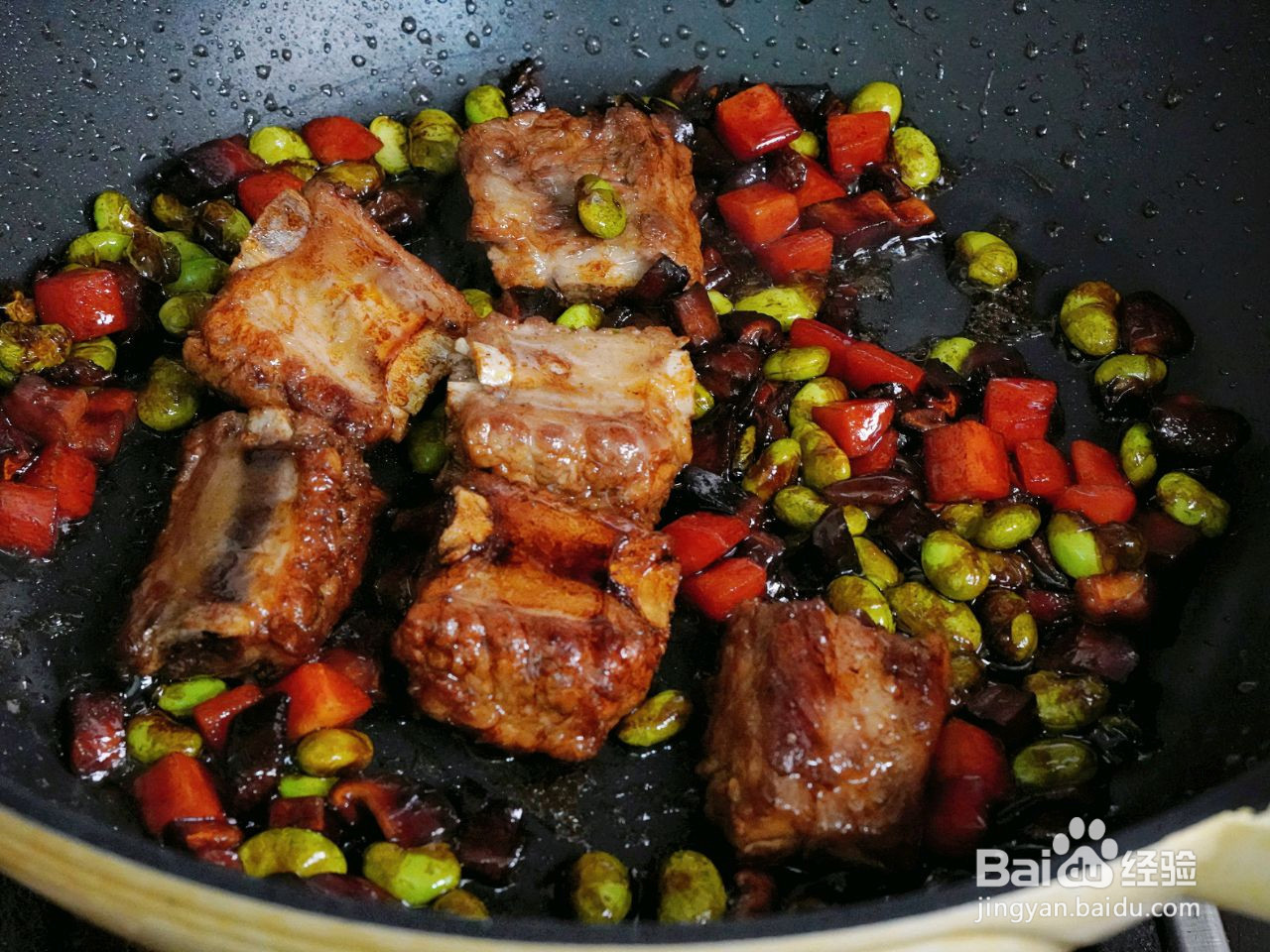 电饭煲排骨焖饭的做法