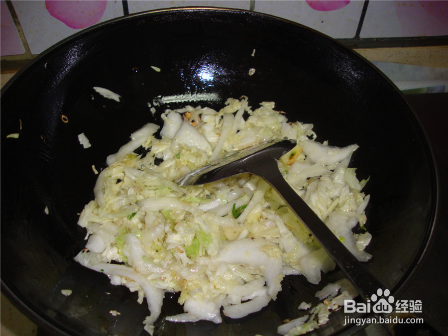 特色家常菜:白菜炒粉坨