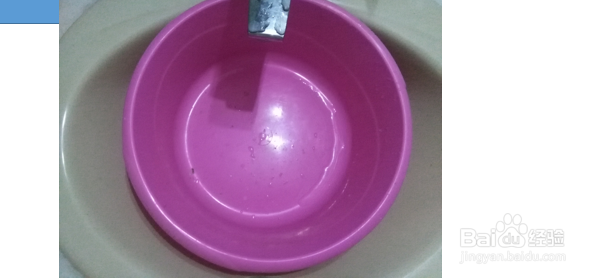 卫生间洗手台怎么清理