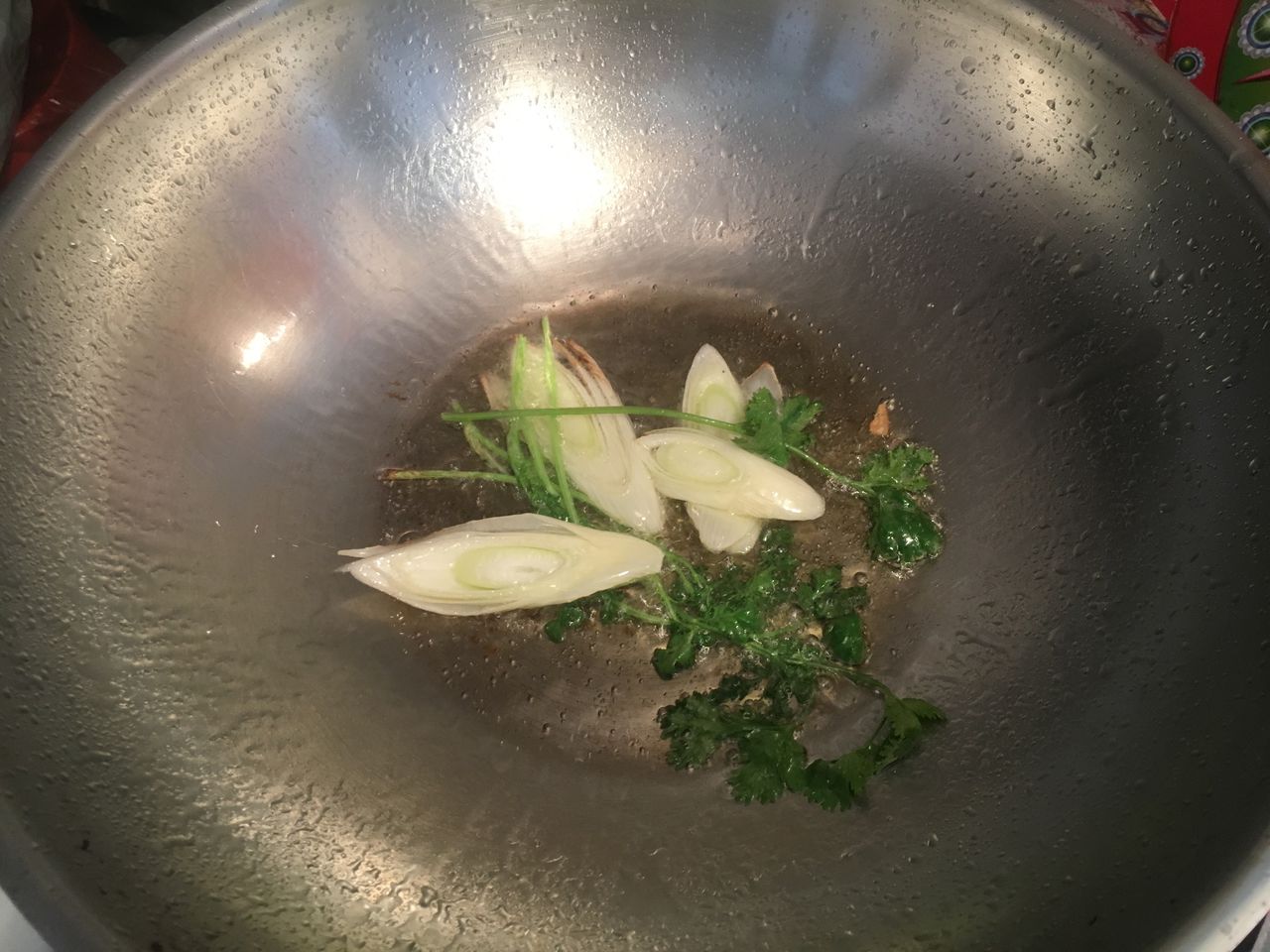 教你做酱羊蝎子火锅，好吃极了