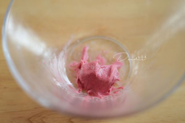 小白兔豆沙汤圆