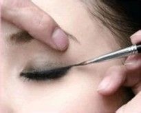 怎样画美丽的大眼妆