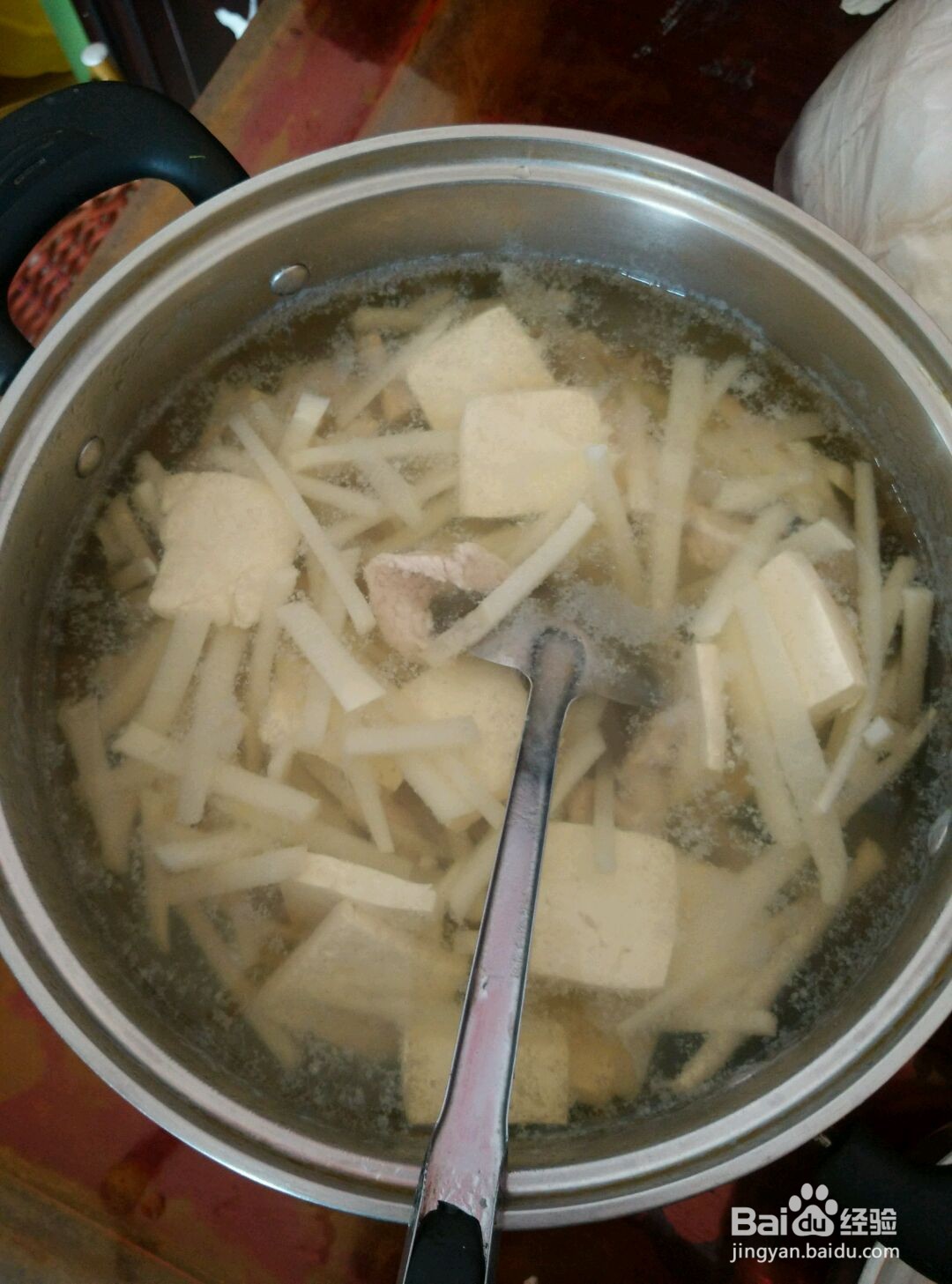 酸笋豆腐开胃汤