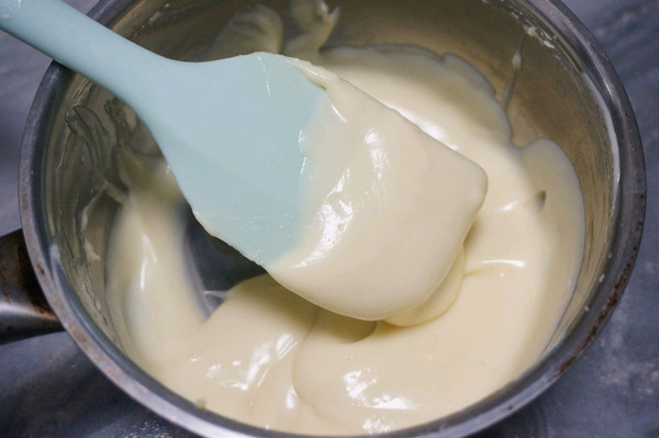 巧克力花生酥皮泡芙