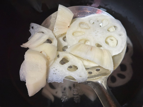 味达美风味凉拌藕让家人爱上吃饭