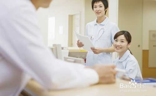 手把手教你,如何准备夏季待产包