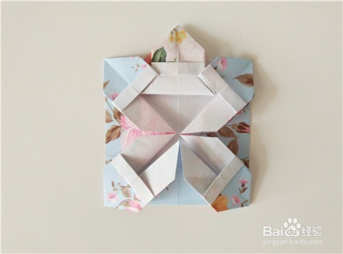 折纸----制作一个花朵相框