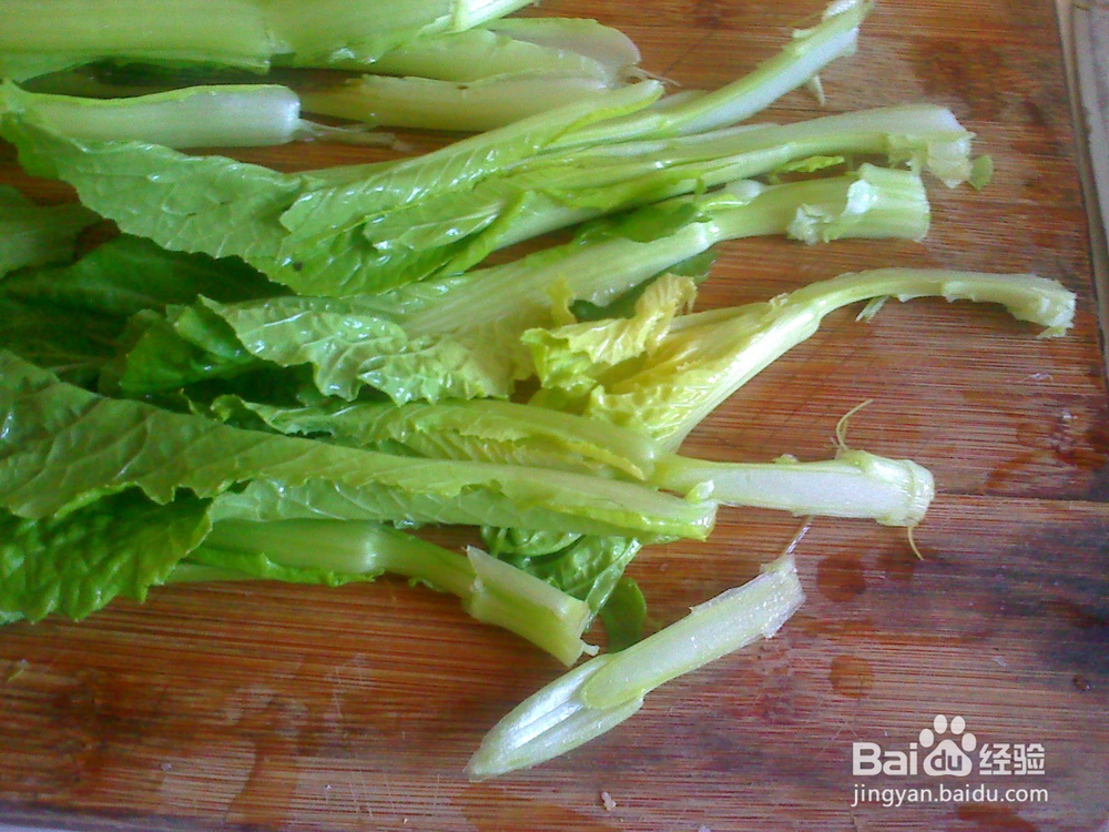 老年人怎样做好小白菜和牛肉的备料