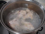 怎样制作莲藕炖鸡汤