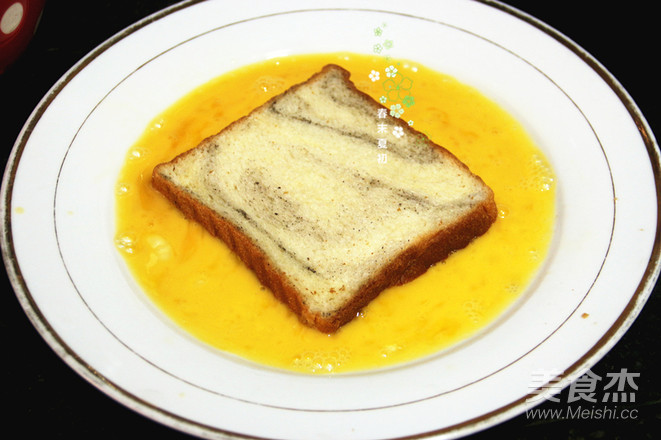 芝士黑芝麻三明治