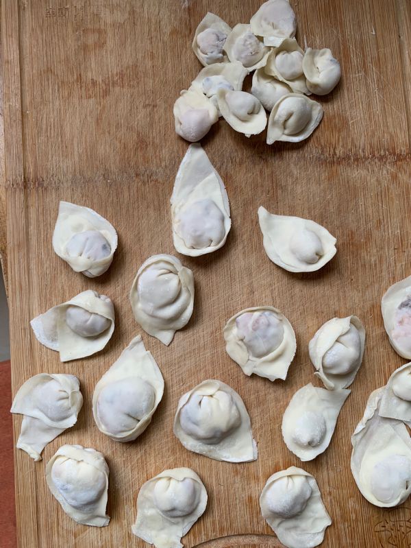 猪肉香菇馅儿馄饨