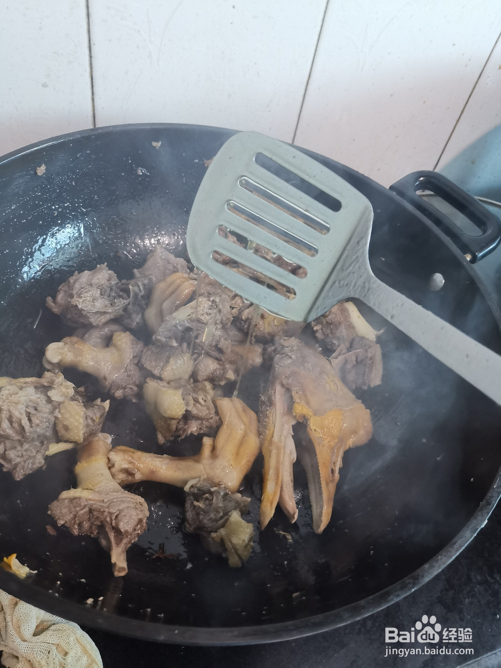 怎么用电锅大鹅炖土豆