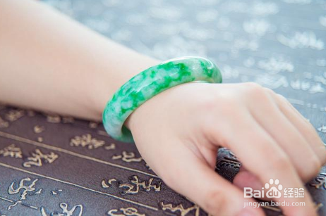 如何鉴别翡翠 假翡翠如何鉴别