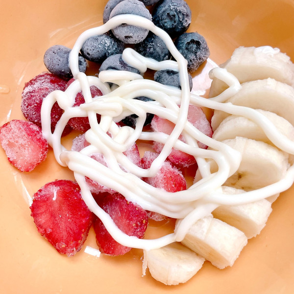 水果沙拉蛋糕三明治