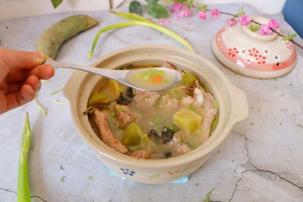 益气排骨萝卜汤