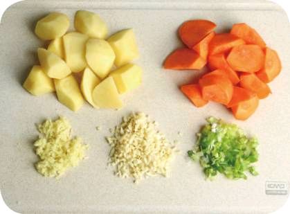 胡萝卜土豆炖牛肉