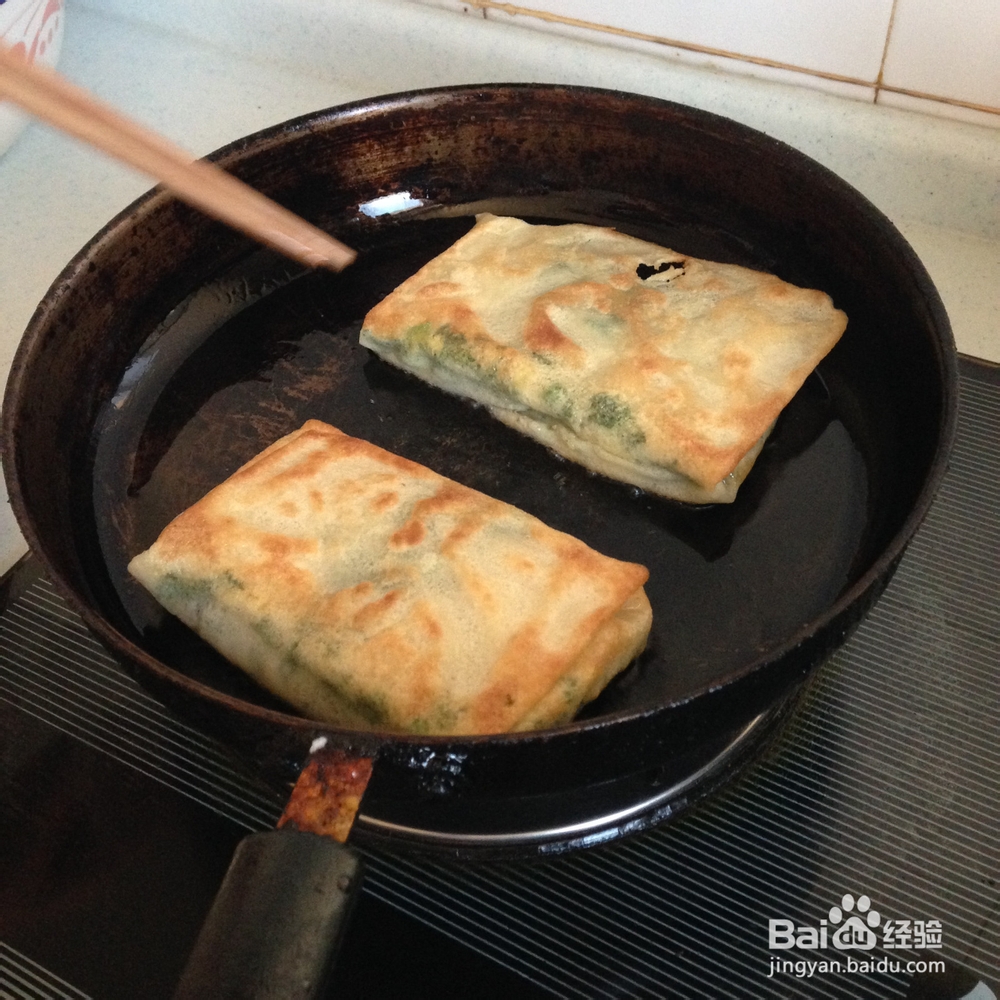 家常版韭菜盒子的做法