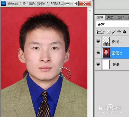 PS怎么给证件照换装?