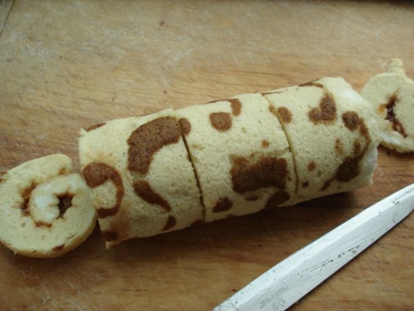 咖啡彩绘蛋糕卷