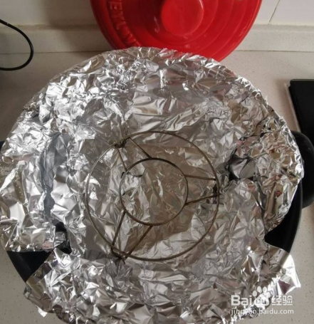 黑乐砂锅烤鸡的做法