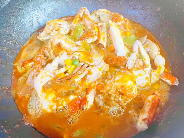 酱炒玉米粒白蟹