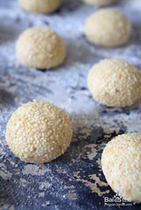怎么做DIY芝麻面包球