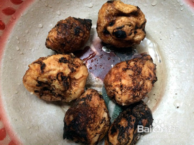 风萝卜蹄花汤的做法