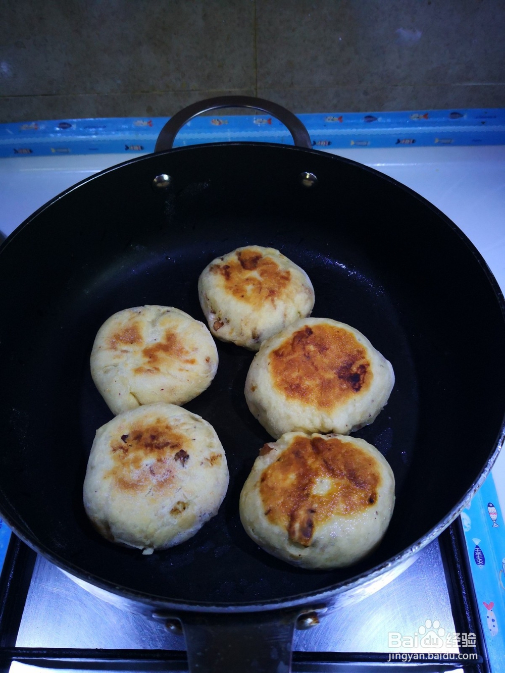 鸡蛋红枣发面饼的做法
