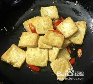 教你怎么做青蒜煎豆腐