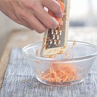 宝宝爱吃的山药鸡丝粥