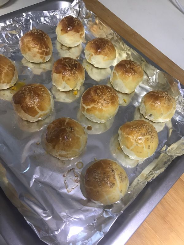 豆沙麻薯蛋黄酥