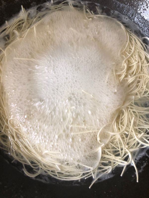 健康美味鸡蛋面