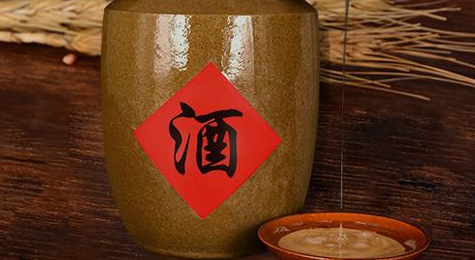 求专业人士 告诉我 2两白酒等于多少啤酒