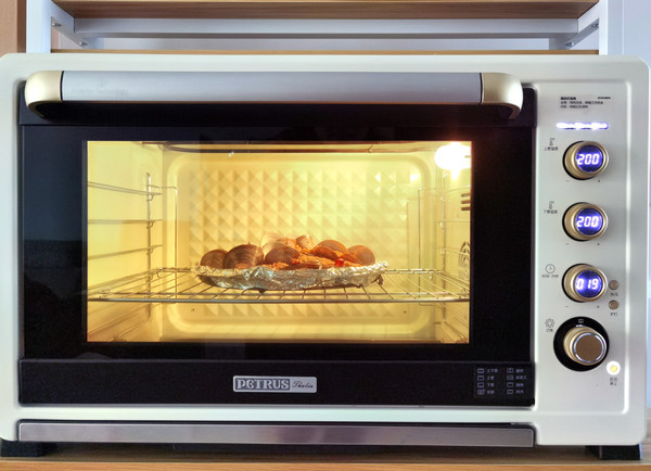 蒜蓉粉丝蛤蜊烤虾