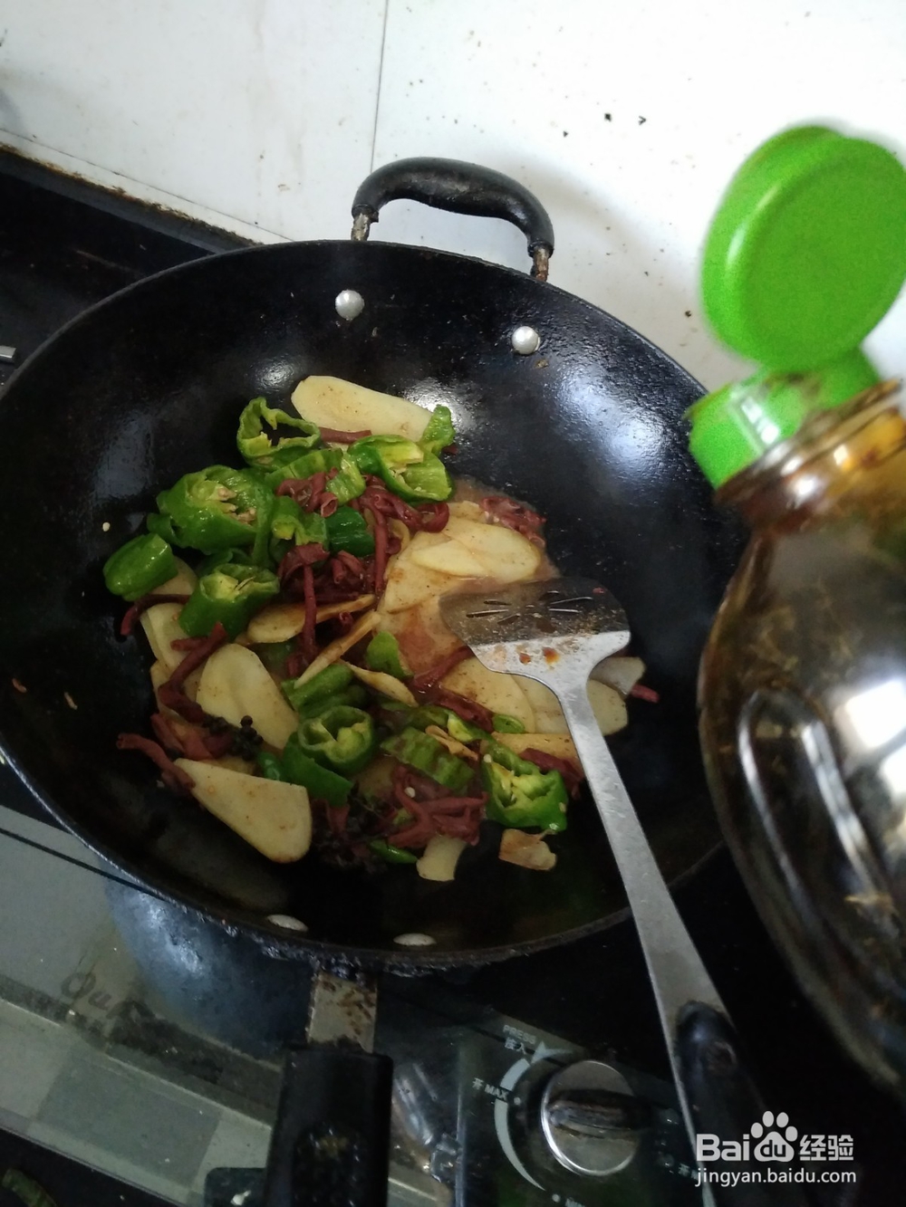 鸭肠炒青椒土豆片